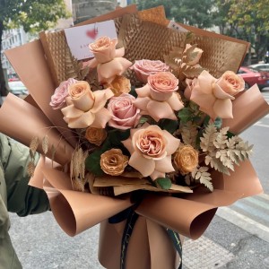 卡布奇诺—美拉德色系花束