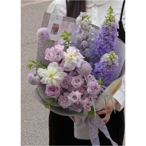 花与温柔，皆是美好