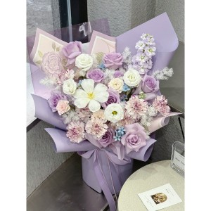花开浅紫，温柔予你